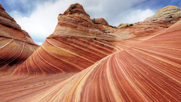 Ti piacciono le tonalità del marrone? Sperimenta la bellezza del canyon! Prova lo sfondo Canyon e parti per un'avventura nel deserto! Lo sfondo Canyon dispone dei propri set di colori!