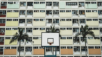 Are you up for some streetball? Bring your best moves to the court, this hoop is made of slam dunks! Or if you're too afraid to lose, just set the Streetball theme on you homepage and we'll show you how it's done!