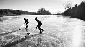 Winter is here so let's go to the frozen lake for a hockey game! Bring the whole gang cause it's going to be fun! But if you're still recovering from the last game just set the Frozen Lake theme on your homepage!