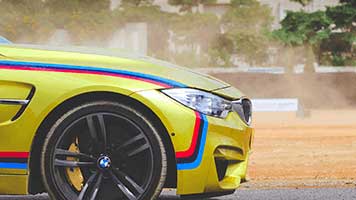 3, 2 ,1...Race! Get to the finish first with the BMW Car theme! Set it for free on your homescreen and don't worry about the burning too much gas, this BMW Car is super eco-friendly!