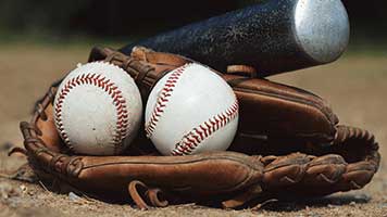 Put your gloves on and try catching this fire ball! The baseball match is on! May the best team win in this baseball finalee! So set this Baseball theme on your homepage and start planning for a victory celebration!